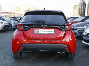 Toyota Yaris 1.5 HEV TEAMPLAYER COMFORT+SAFETY-PAKET Bild 3