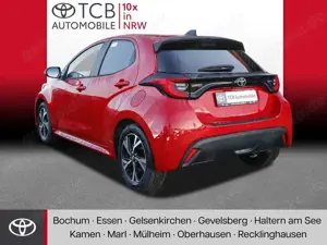 Toyota Yaris 1.5 HEV TEAMPLAYER COMFORT+SAFETY-PAKET Bild 2