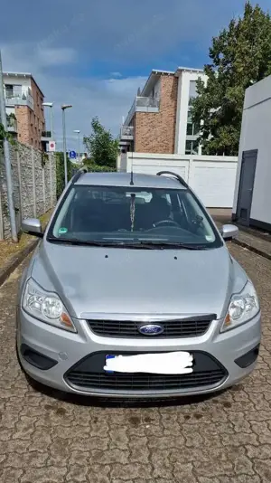 Ford Focus Turnier 1.6 16V Aut. Style