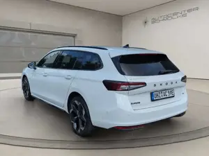 Skoda Superb Superb 1.5 TSI iV Sportline *PANO*ACC*AHK*  Autom. Bild 4