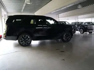 Chevrolet Tahoe 6,2ltr RST MJ 2025 4 Jahre Garantie  Head Up 6,2lt Bild 4