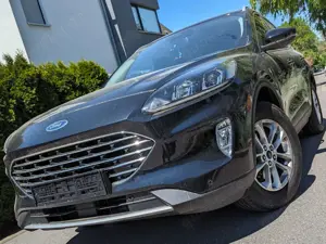 Ford Kuga Ford Kuga 1,5 Titanium *LED*NAVI*Kamera*Shzg*WR*