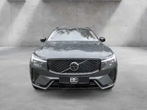 Volvo XC60 B5 AWD Ultra Dark Luft Massage Pano ACC Bild 2