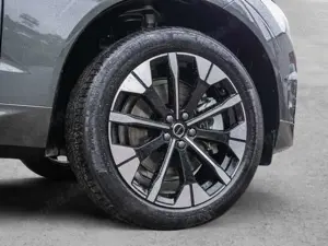 Volvo XC60 B5 AWD Ultra Dark Luft Massage Pano ACC Bild 4