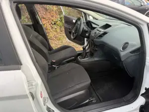 Ford Fiesta Trend--EIN ZYLINDER LÄUFT NICHT Bild 5