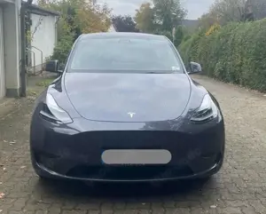 Tesla Model Y Model Y RWD Bild 2