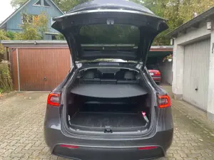 Tesla Model Y Model Y RWD Bild 5