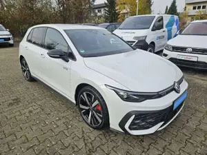 Volkswagen Golf GTE 1.5 electric/TSI eHybrid 200kW 6-Gang Bild 2