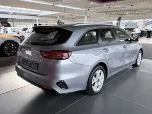 Kia Others CEED_SW 1.5T DCT7 VIS KOMF NAV Bild 3