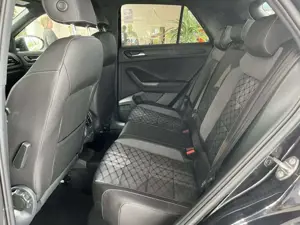 Volkswagen T-Roc 2.0 TDI DSG SCR R-Line "Black Style" AHK NAV Bild 5