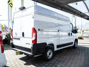 Opel Movano Cargo L2H2 103kw 2,2 BlueHDI *RFK*AHK*NAV* Bild 3