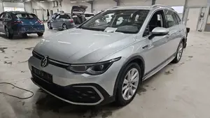 Volkswagen Golf VIII Variant Alltrack 4Motion DSG ACC AHK