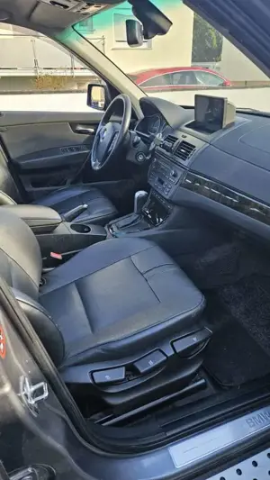 BMW X3 xdrive35d (2.0sd) Attiva auto Bild 5