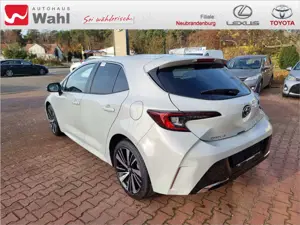 Toyota Corolla 1.8 Hybrid Teamplayer Bild 2