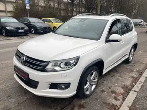 Volkswagen Tiguan Sport R-Line 4M*Pano*Nav*Leder*Xen*DSG*