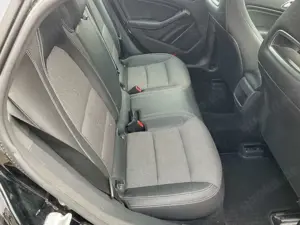 Mercedes-Benz CLA 200 Shooting Brake d 7G-DCT Bild 2