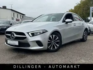 Mercedes-Benz A 180 d Lim. 8G-DCT/2.0 Motor LED Nav Kam Leder