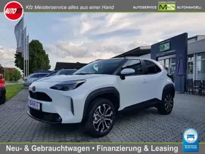 Toyota Yaris Cross 1.5 VVT-iE Hybrid Team Deutschland AWD ALLRAD+NAVI