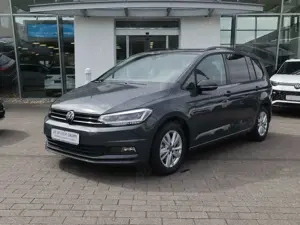 Volkswagen Touran Highline 2,0 TDI SCR (150 PS) DSG*7-Sitze Bild 2