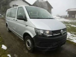 Volkswagen T6 Kombi Kombi lang 4Motion 8 Sitzer Bild 3