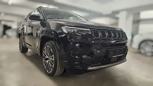 Jeep Compass Summit Mild-Hybrid*Premium-Sicherheit* Bild 2