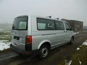 Volkswagen T6 Kombi Kombi lang 4Motion 8 Sitzer Bild 4