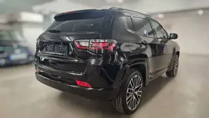 Jeep Compass Summit Mild-Hybrid*Premium-Sicherheit* Bild 5