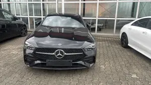 Mercedes-Benz CLA 200 Shooting Brake 7G-DCT AMG Line Rückfahrkamera Bild 2