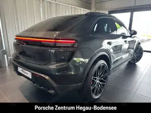 Porsche Macan Turbo/Electric Sport/Hinterachslenkung/Matrix-LED Bild 3