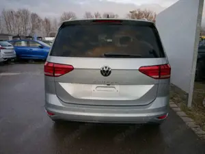 Volkswagen Touran Comfortline 1.5 TSI DSG COMFORTLINE*ACC*LED*PDC... Bild 2