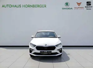 Skoda Scala Sondermodell 130Jahre Verkehrszeichenerkennung LED Bild 3