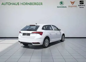 Skoda Scala Sondermodell 130Jahre Verkehrszeichenerkennung LED Bild 5