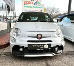 Abarth 595 esseesse 70th-Anniversario*AKRAPOVIC*SABELT* Bild 2