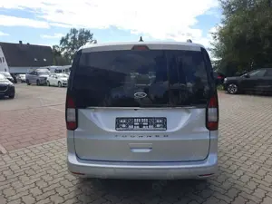 Ford Tourneo Connect L1 Titanium Isofix PDC Bild 5
