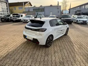Peugeot 208 Hybrid 110 Allure Bild 5