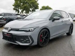 Volkswagen Golf VIII 2.0 TSI DSG "GTI"+DCC+PANO+BLACK+HUD