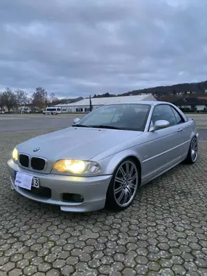 BMW 323