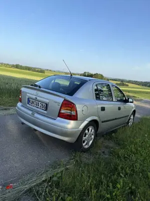 Opel Astra 1.6 Selection Bild 5