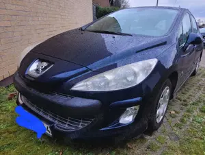 Peugeot 308 120 VTi Platinum