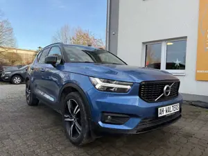 Volvo XC40 R Design AWD=Leder-Carplay-Kamera-AHK=