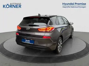 Hyundai i30 YES! PLUS 1.0 T-GDi *AHK*NAVI*CAM*CARPLAY* Bild 4