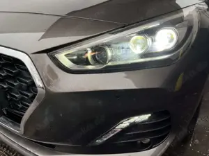 Hyundai i30 YES! PLUS 1.0 T-GDi *AHK*NAVI*CAM*CARPLAY* Bild 5