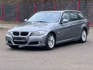 BMW 318 i Touring *XENON *NAVI *TÜV NEU