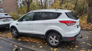 Ford Kuga 1.5 EcoBoost 2x4 Titanium Bild 2