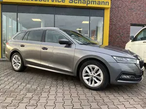 Skoda Octavia Octavia Combi 2.0 DI DSG Style Memory*Kessy*Totw Bild 2