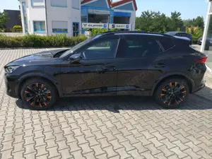 CUPRA Formentor VZ 2.0TSI 4Drive DSG AHK Matrix Schiebedach 19" Bild 2