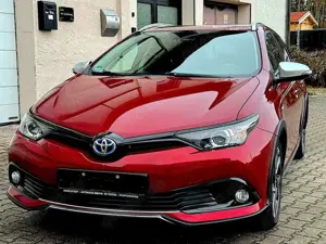 Toyota Auris Touring Sports Hybrid Free Style AUTOMATIK