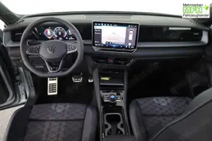 Volkswagen Tayron 2.0 TDI 142 kW 4Motion R-Line DSG 4M Black, 20-... Bild 5