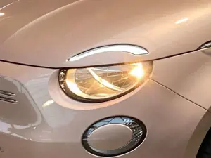 Fiat 500e Icon mit Komfort-Paket 42kWh MY25 Bild 5