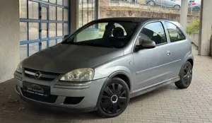 Opel Corsa Corsa  3-Türer 1.0 12V ** Tüv Neu ** Bild 4